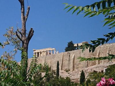 Face aux canicules en France : Pourquoi j’ai choisi la résilience (et l'art de vivre) d’Athènes